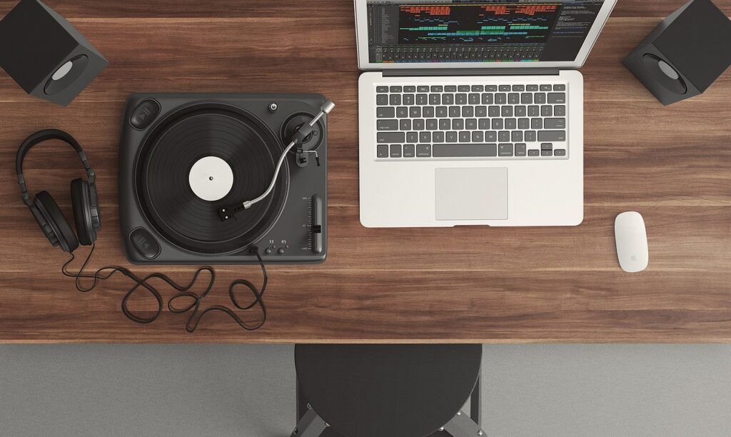 turntable, computer, workspace, workstation, flat lay, laptop, top view, audio, equipment, music, record, notebook, table, mockup, computer, music, music, music, music, music